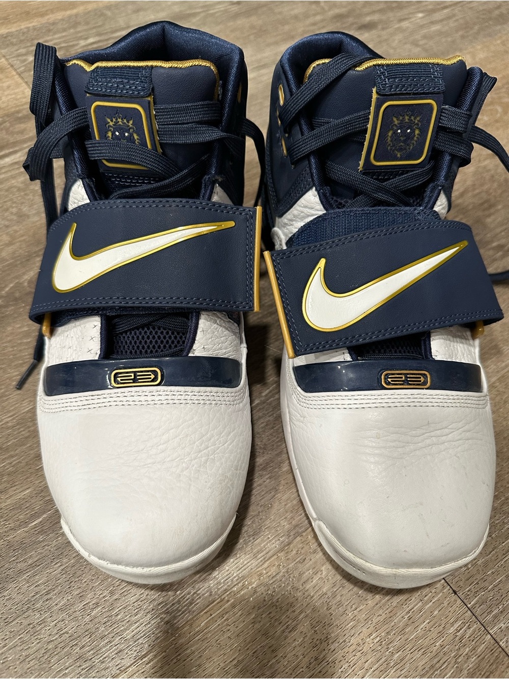 Pre owned Nike LeBron Zoom Soldier 1 Shoes Mens size 10 Basketball LBJ Sneakers